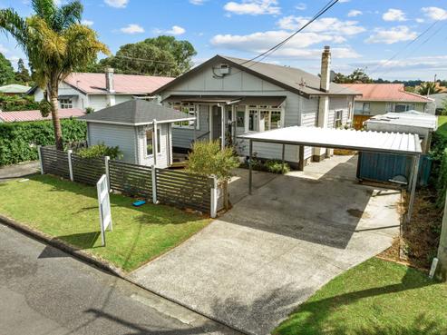 1 Banff Street, Kensington