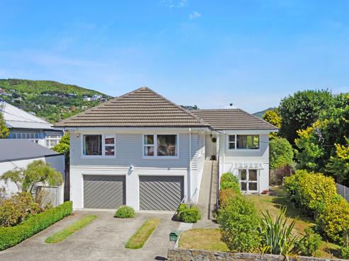 42 Donald Street, Karori