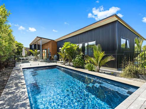 10 Shearwater Lane, Point Wells