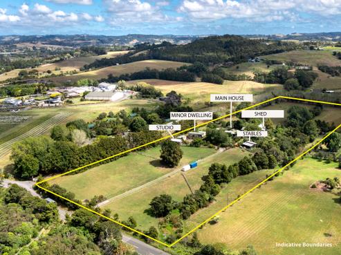 1021 Old North Road, Waimauku