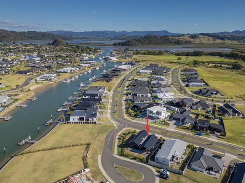 9 Awatea Drive, Whitianga