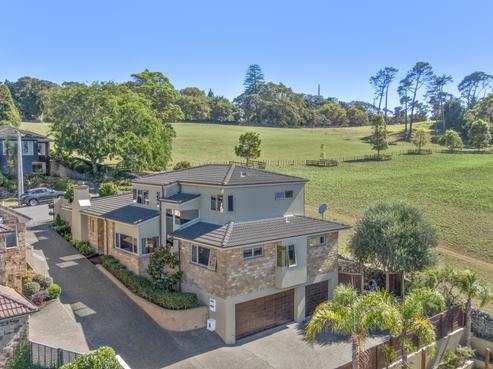 61 Raurenga Avenue, Royal Oak