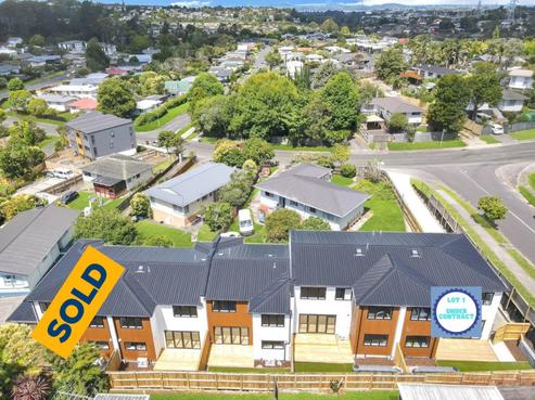 16E Bellringer Road, Massey