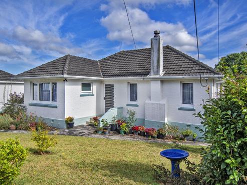 48 Station Road, Kamo