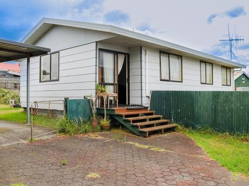 12A Karyn Street, Castlecliff