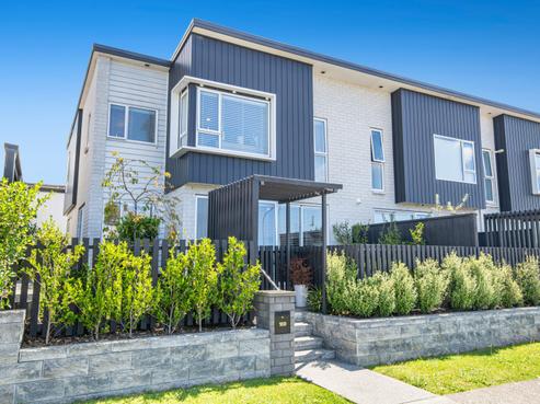 169 Millwater Parkway, Silverdale