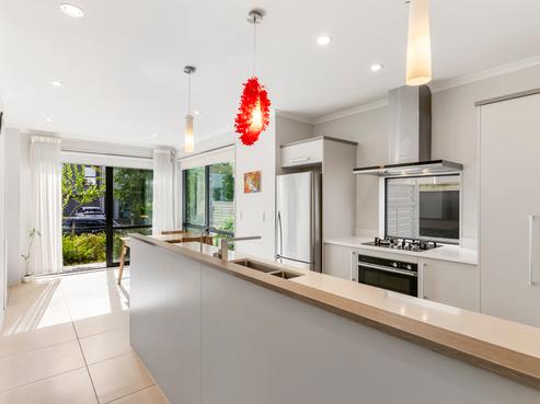 19 Costa Viva Crescent, Karaka