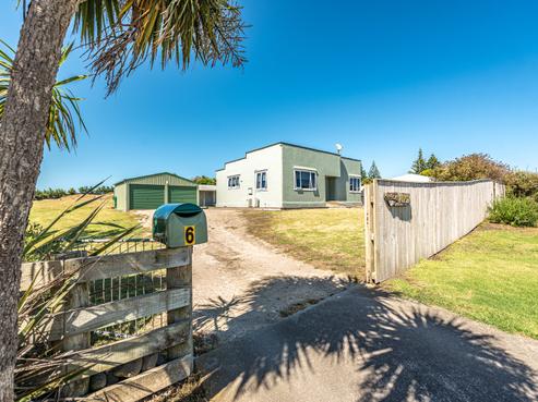 6 Kamahi Street, Castlecliff