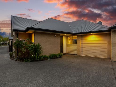 17 Waterford Avenue, Northwood