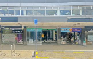 HURSTMERE ROAD RETAIL
