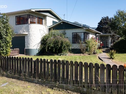 7 Constant Street, Sawyers Bay