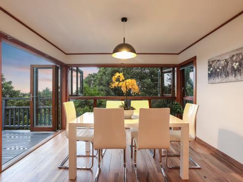 26 Kauri Point Road, Laingholm