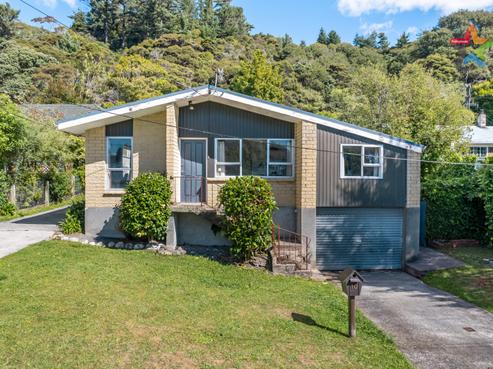 10 Crawford Grove, Naenae
