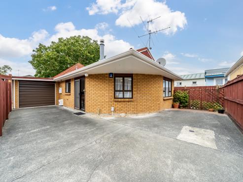 4/28 Logan Street, Ebdentown