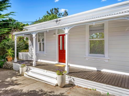 279 Cockayne Road, Ngaio