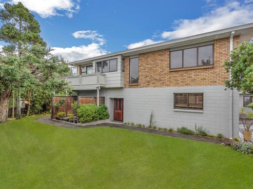 559 Weymouth Road, Weymouth