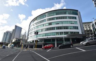 VIADUCT LOCATION, COMPETITIVE RENTALS
