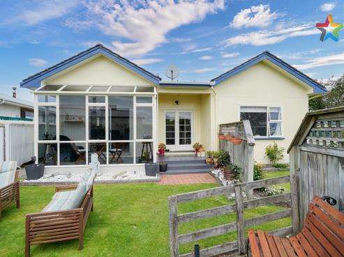 694 Tweed Street, Newfield