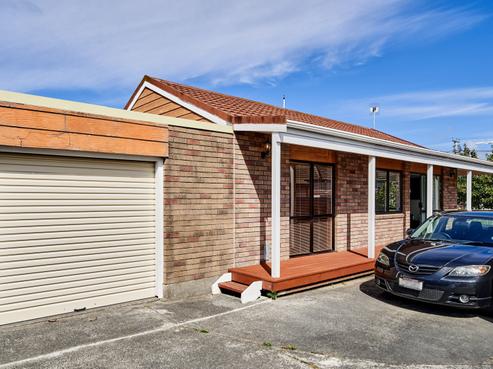 15A Burcham Street, Taita