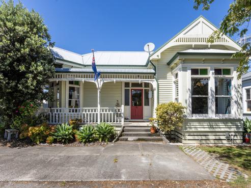24 Latham Street, Napier South