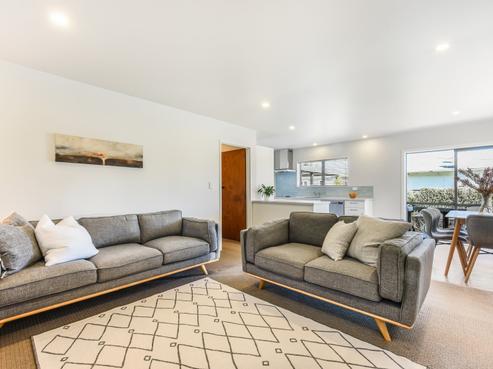 2/65 Weka Street, The Wood