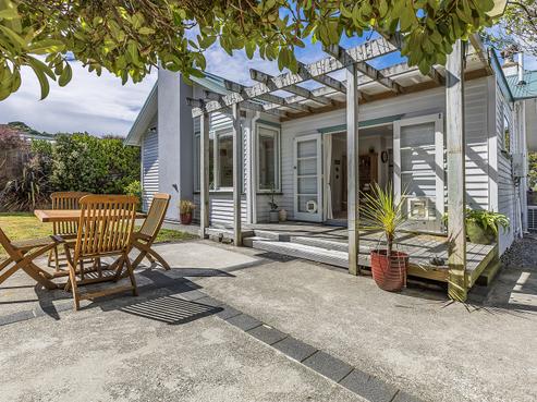 10 Hildreth Street, Karori