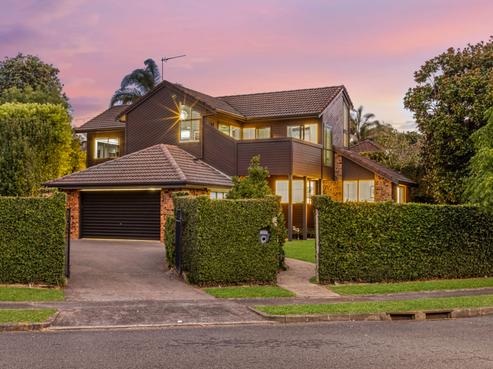 10 Coldham Crescent, Saint Johns