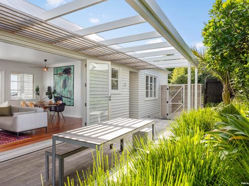 21 Simmonds Avenue, Mount Roskill