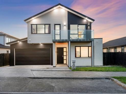 96 Twin Parks Rise, Papakura