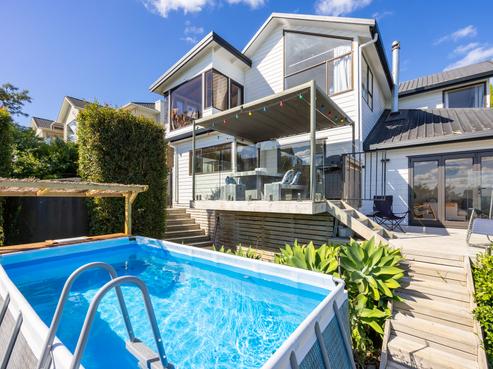 1126 Whangaparaoa Road, Tindalls Beach