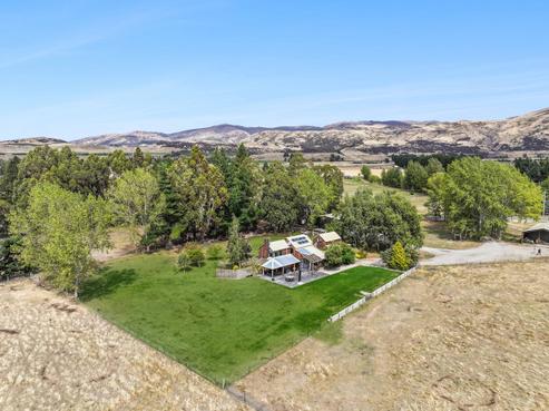 641 Ballantyne Road, Luggate