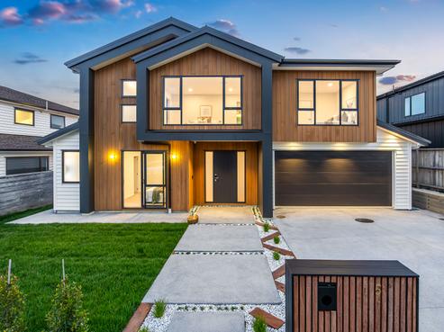 15 Kumukumu Road, Long Bay