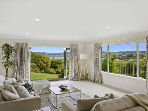 24 Botanical Heights Drive, Waipahihi