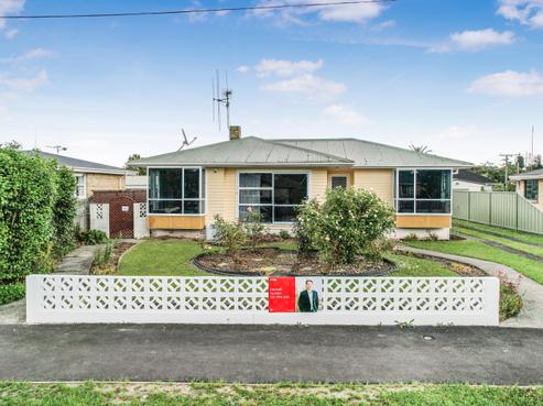 5 Defoe Avenue, Hillcrest