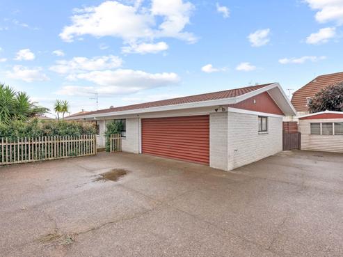 2/46 Willis Road, Papakura