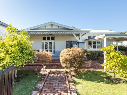 8 Latham Street, Napier South