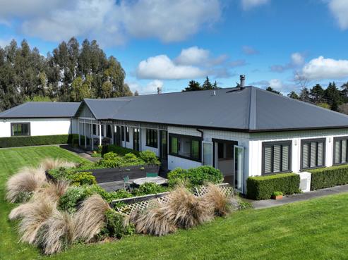 23 Dakins Road, Carterton