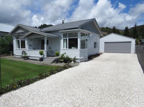 47 Shiel Street, Reefton