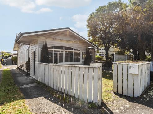 1/5 Van Diemen Street, Nelson South