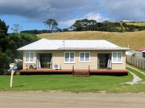 17 Signal Station Road, Pouto