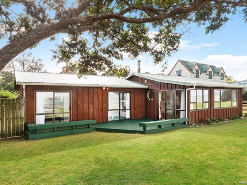 33 Ronald Avenue, Glenbrook
