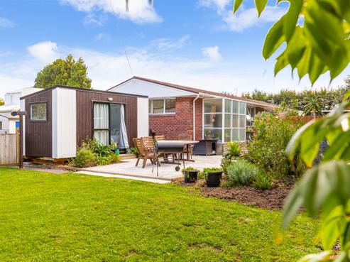 2/9 Riverlea Road, Whenuapai