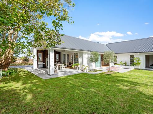 2 Sandpiper Avenue, Point Wells