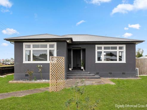 11 Main Street, Marton