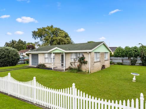 40 Tuhikaramea Road, Dinsdale