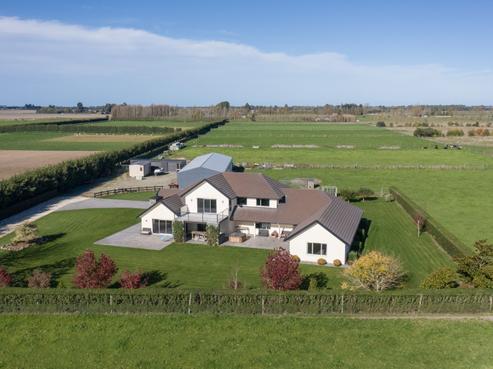 141 Milton Road South, Elgin