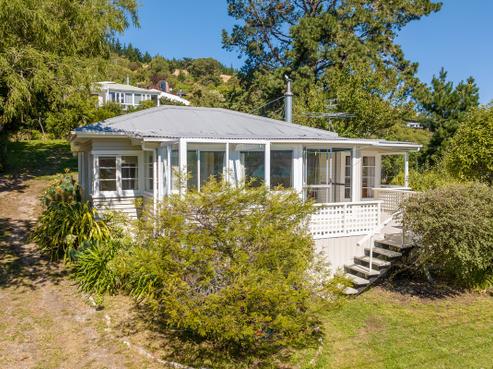 426 Marine Drive, Charteris Bay