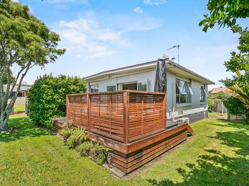 16 Mangorei Road, Strandon