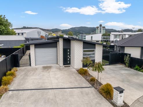 14 Passchendaele Grove, Trentham