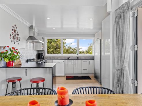 329 Cobham Drive, Hillcrest